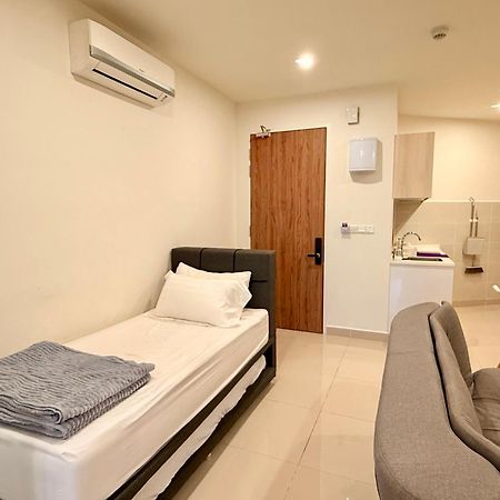 The Shore Executive Suites By Ys Luxury 코타키나발루 외부 사진