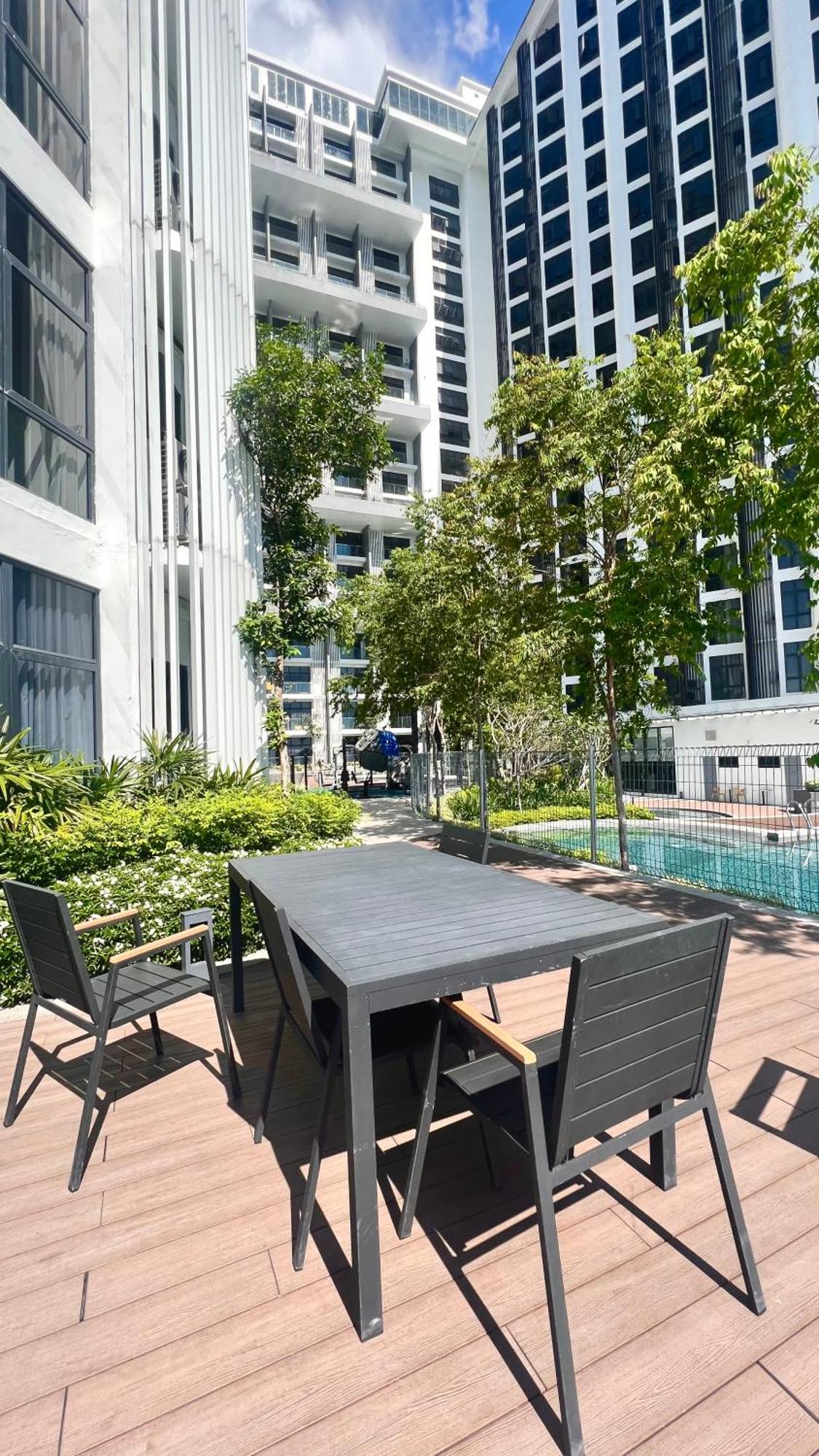 The Shore Executive Suites By Ys Luxury 코타키나발루 외부 사진