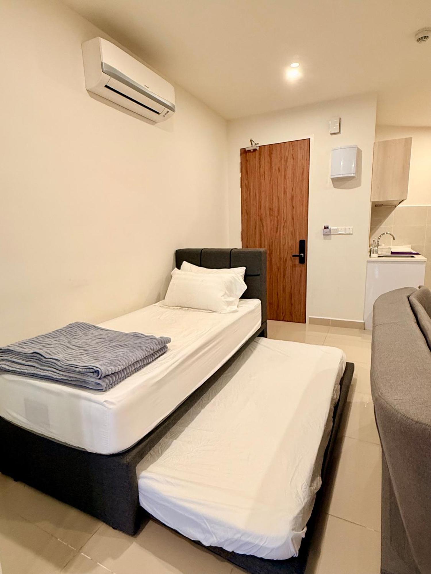 The Shore Executive Suites By Ys Luxury 코타키나발루 외부 사진