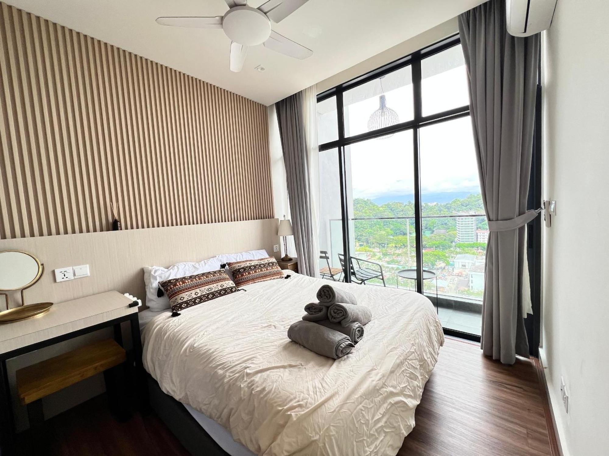 The Shore Executive Suites By Ys Luxury 코타키나발루 외부 사진