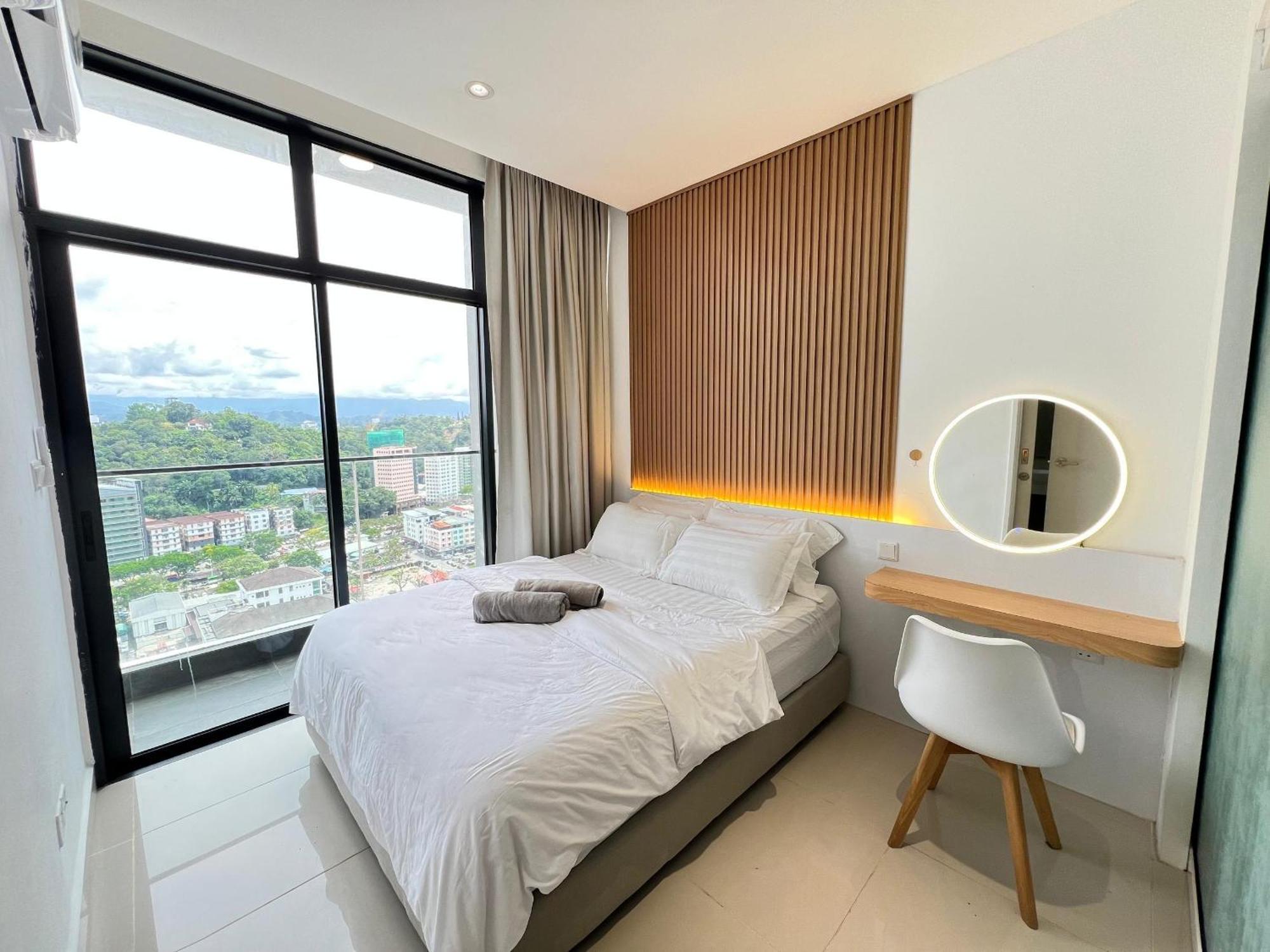 The Shore Executive Suites By Ys Luxury 코타키나발루 외부 사진